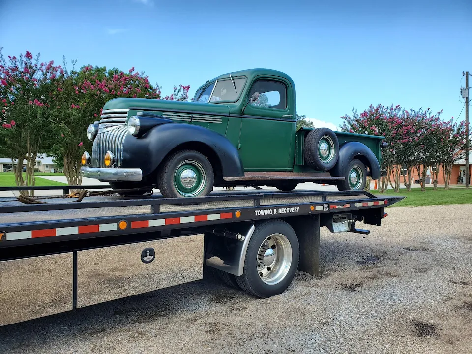 Took the 46 Chevrolet truck to get the front end aligned. First time away from home since 2014. (oc)
